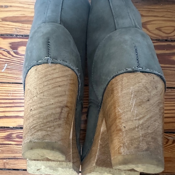 No. 6 lace-up, mid-calf clog boot on high-heel, size 39 - Picture 6 of 8